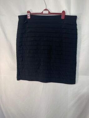 Roz & Ali Black Horizontal Tier Skirt